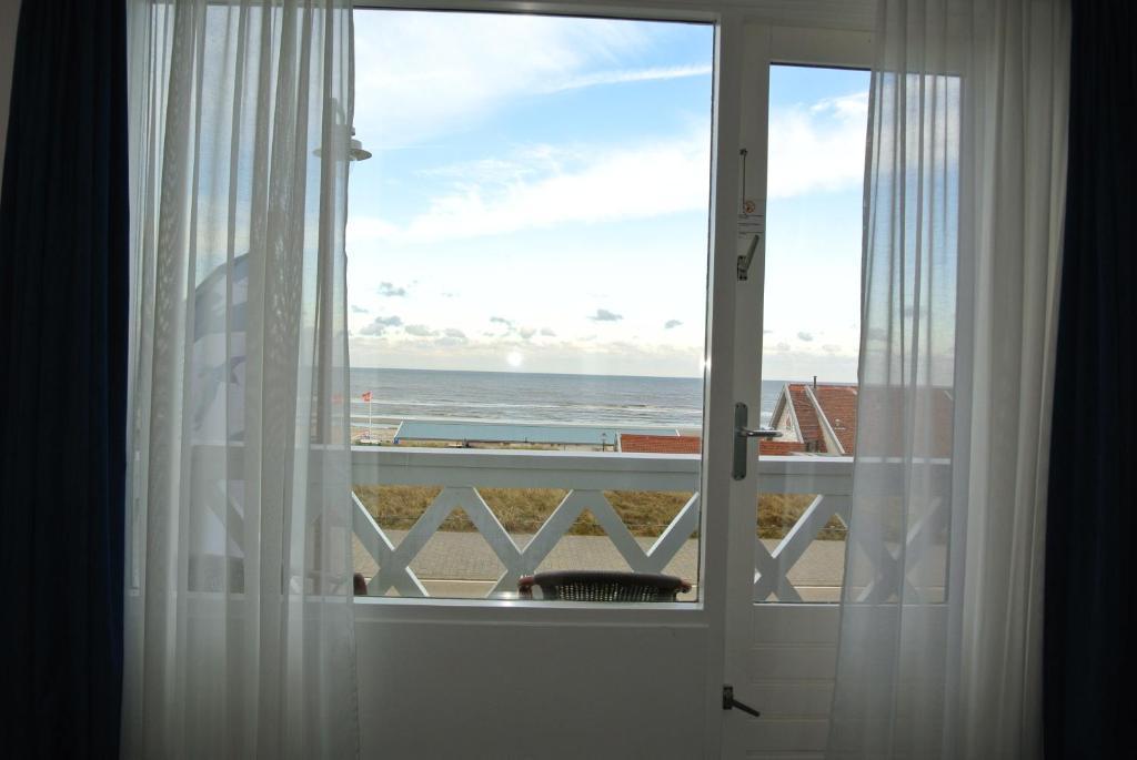 Bed&Breakfast aan Strand Katwijk aan Zee Zimmer foto