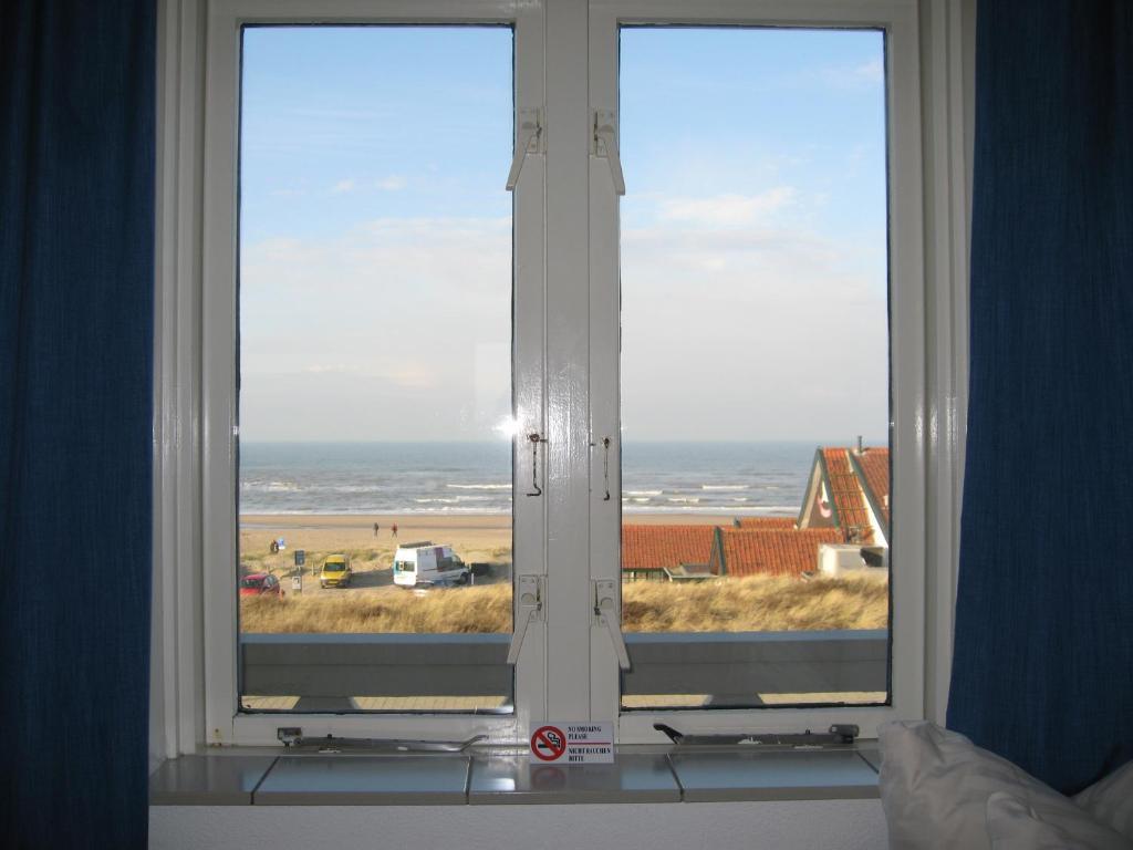 Bed&Breakfast aan Strand Katwijk aan Zee Zimmer foto